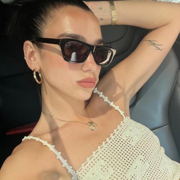 Final Price! Givenchy GV40026U 01A Black/Grey Sunglasses - Picture 2 of 10